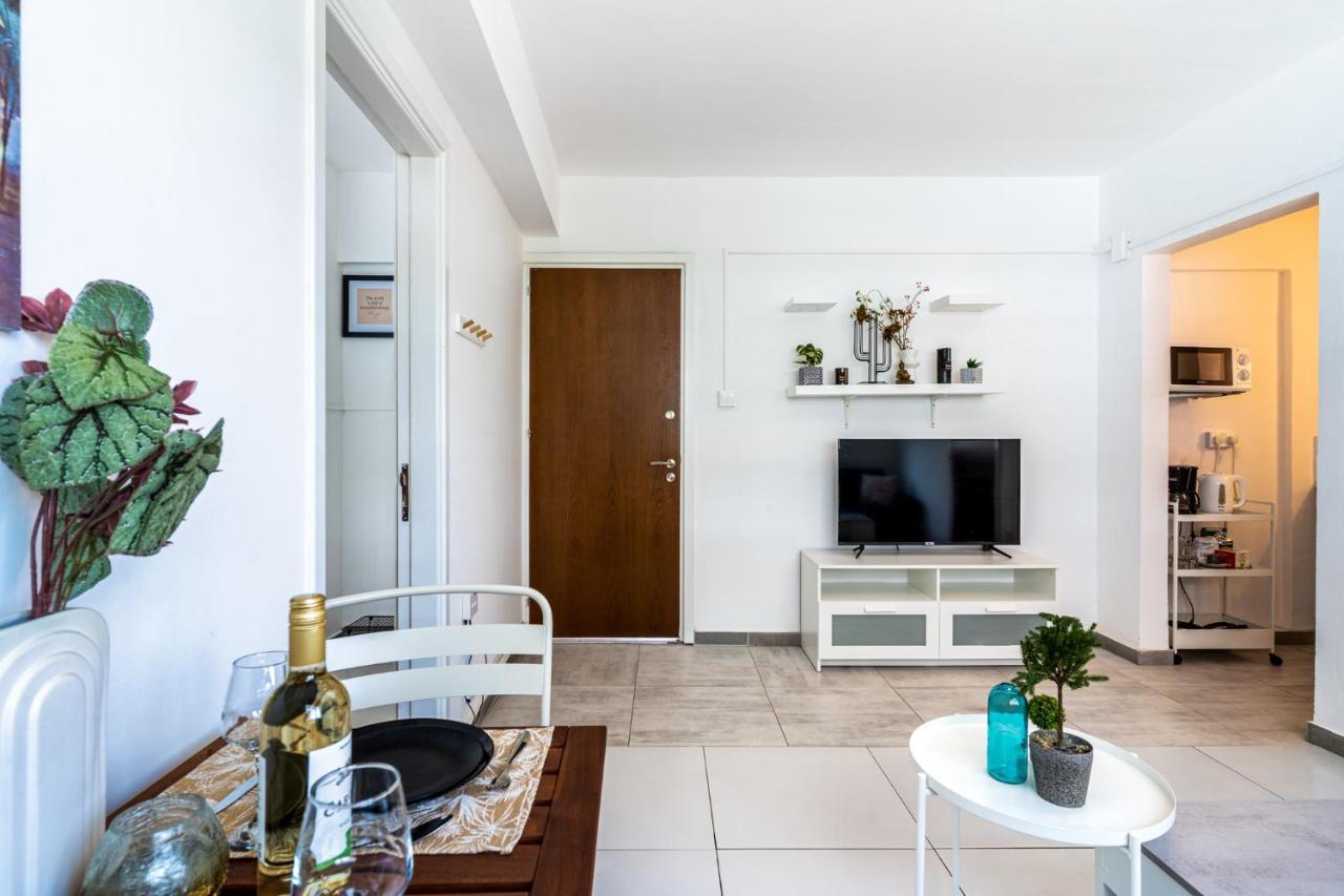Mila'S 1-Br Apartment In ラルナカ エクステリア 写真
